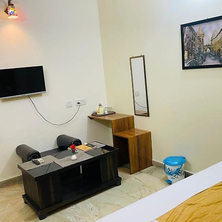 Shankar Vilaas -A Boutique Stay Forigners Choice Near Ghats And Temples Varanasi Exterior foto