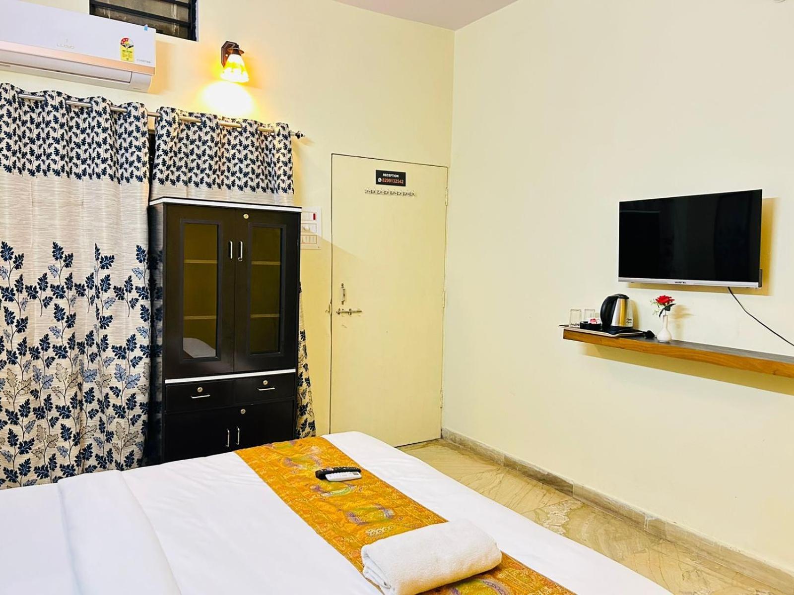 Shankar Vilaas -A Boutique Stay Forigners Choice Near Ghats And Temples Varanasi Exterior foto