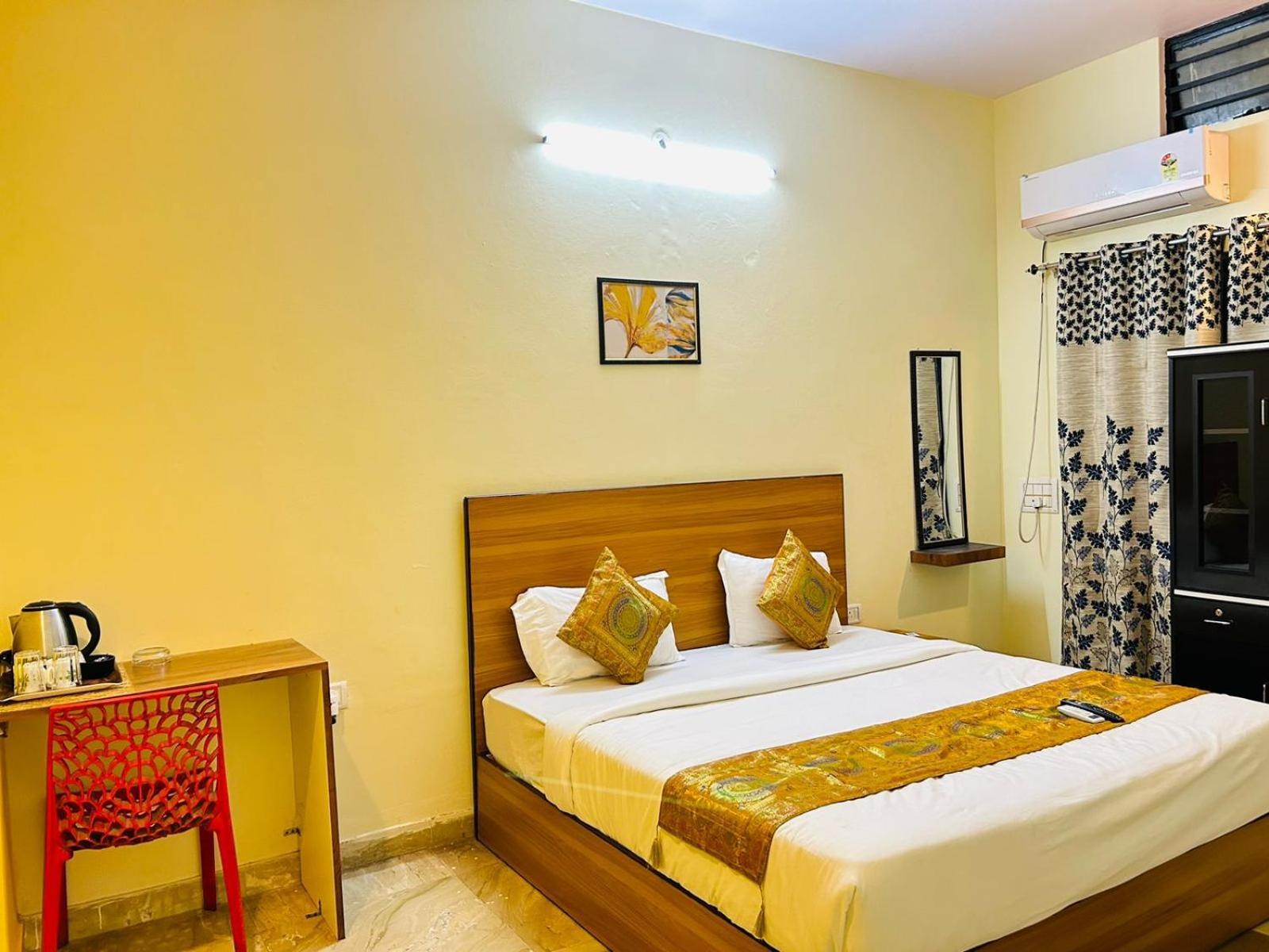 Shankar Vilaas -A Boutique Stay Forigners Choice Near Ghats And Temples Varanasi Exterior foto