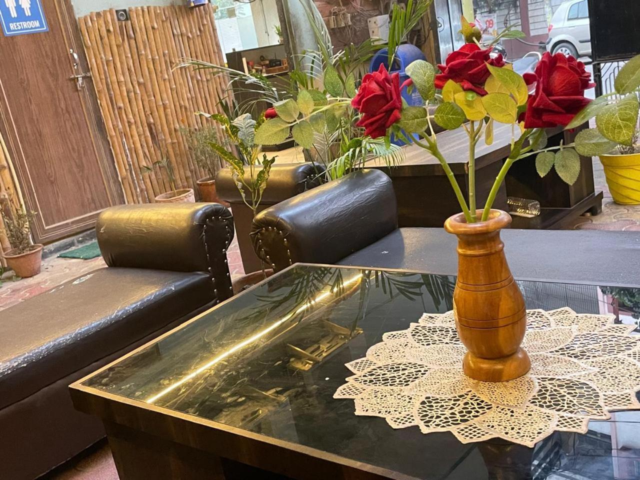 Shankar Vilaas -A Boutique Stay Forigners Choice Near Ghats And Temples Varanasi Exterior foto